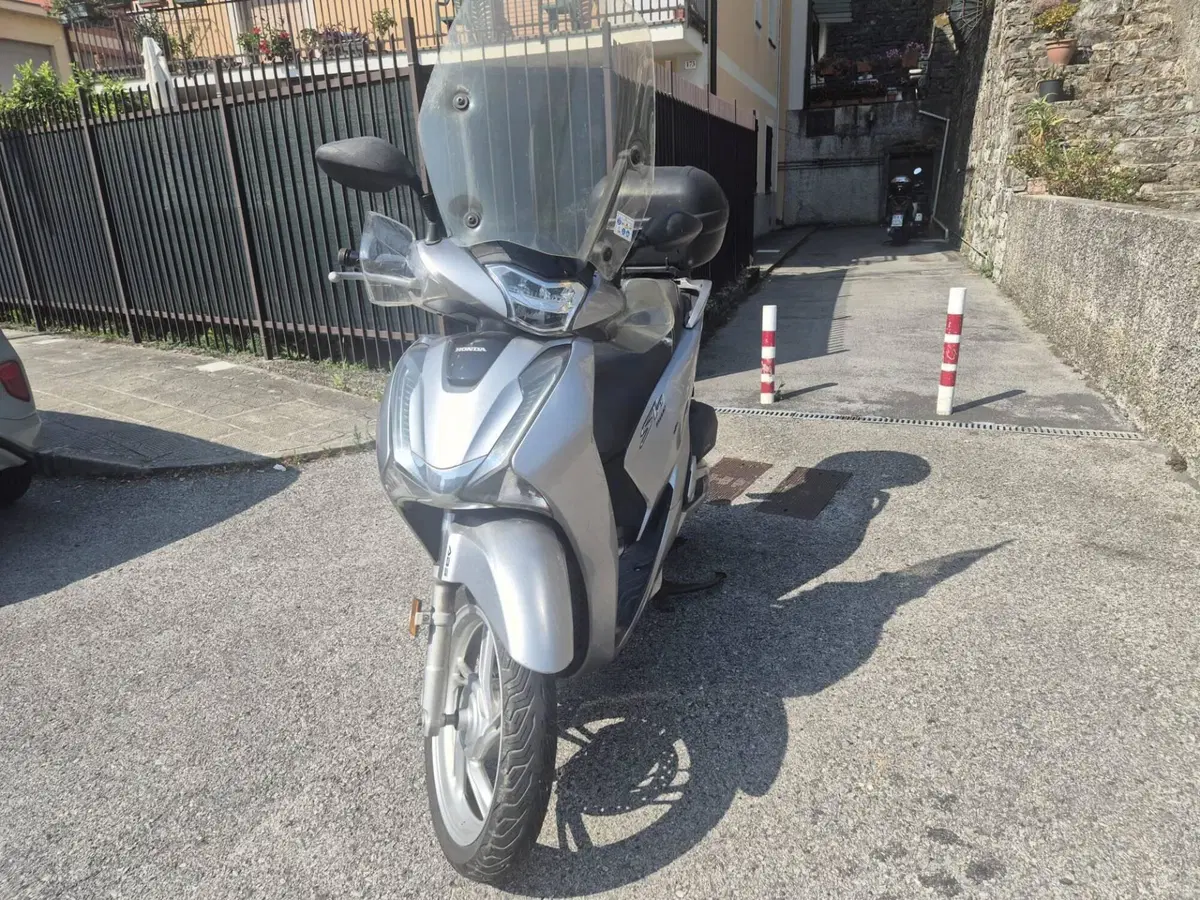 Honda SH 150i ABS (2013 - 16) (3)