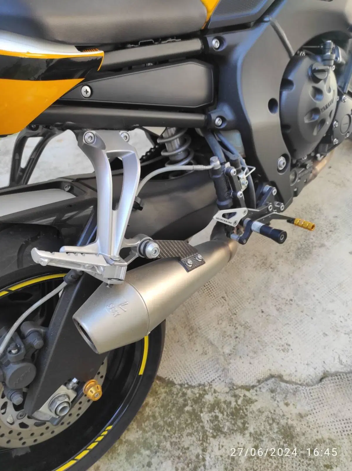 Yamaha FZ1 (2006 - 16) (3)