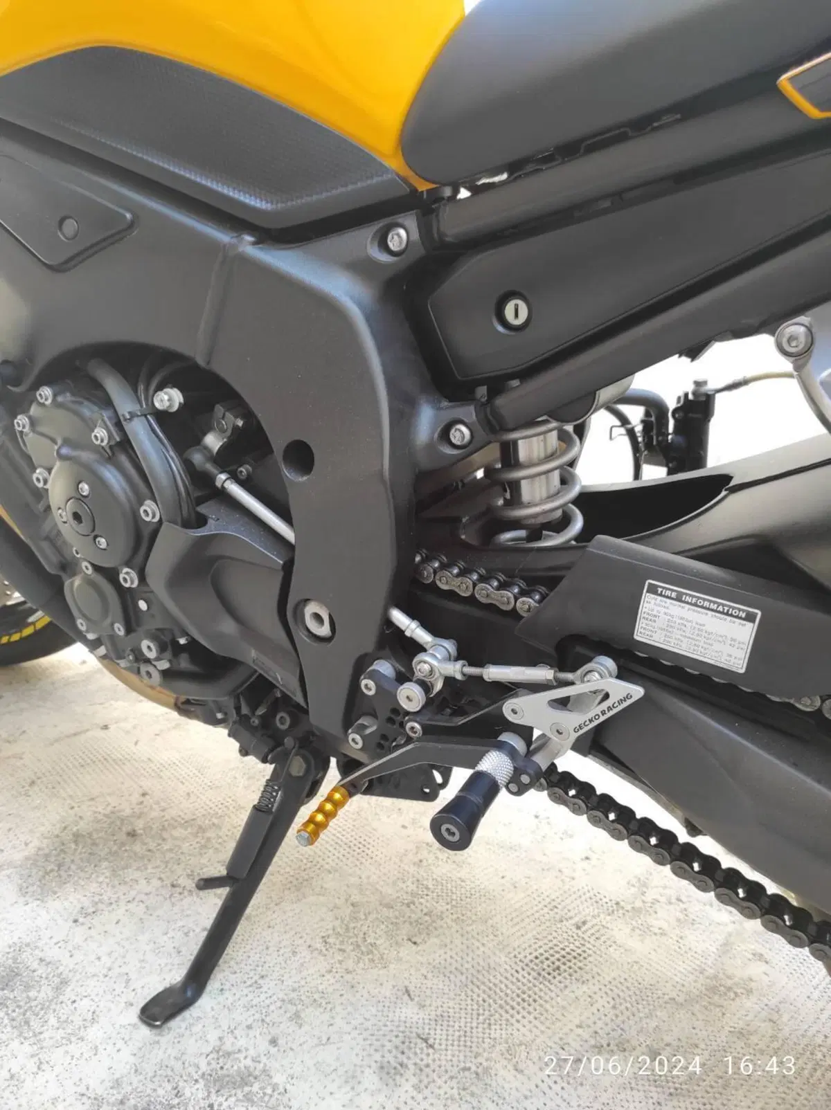 Yamaha FZ1 (2006 - 16) (5)
