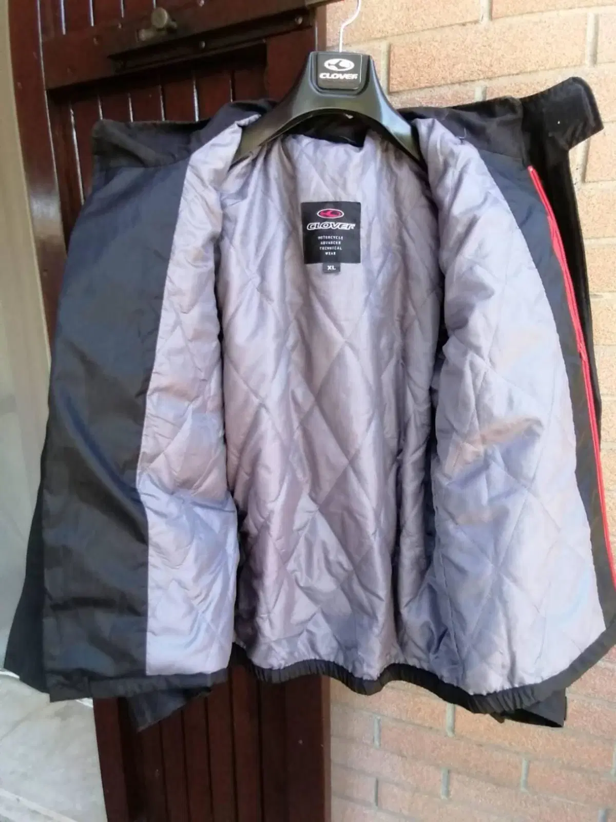 Giacca Moto Clover taglia XL con paraschiena (6)