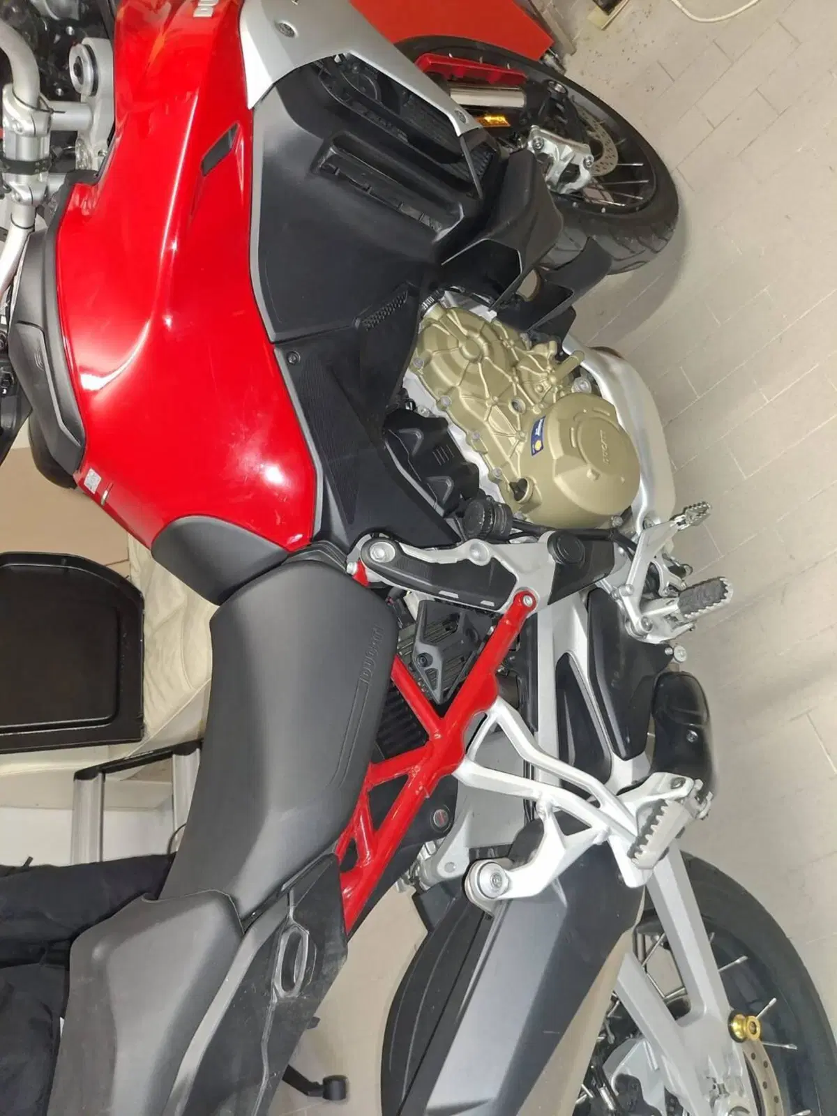 Ducati Multistrada V4 S (2021 - 24) (4)
