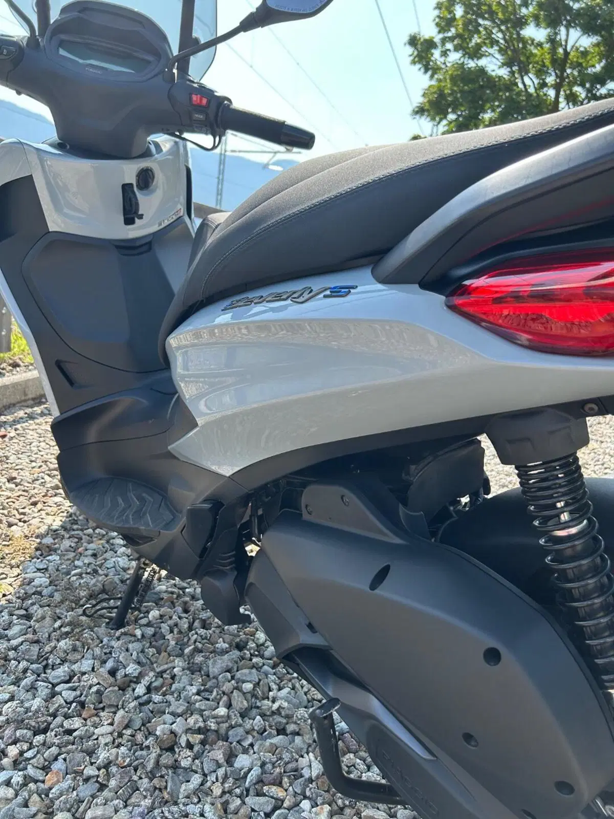 Piaggio Beverly 310 (2025 - 26) (13)