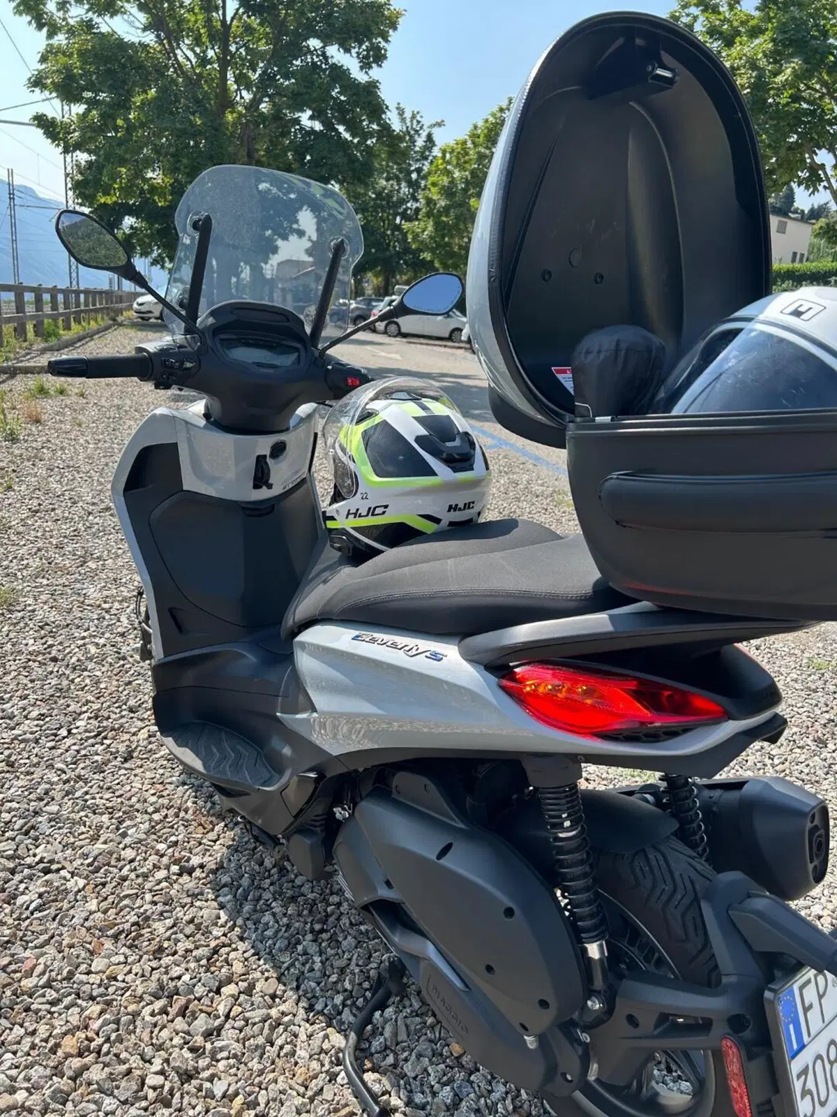 Piaggio Beverly 310 (2025 - 26) (14)