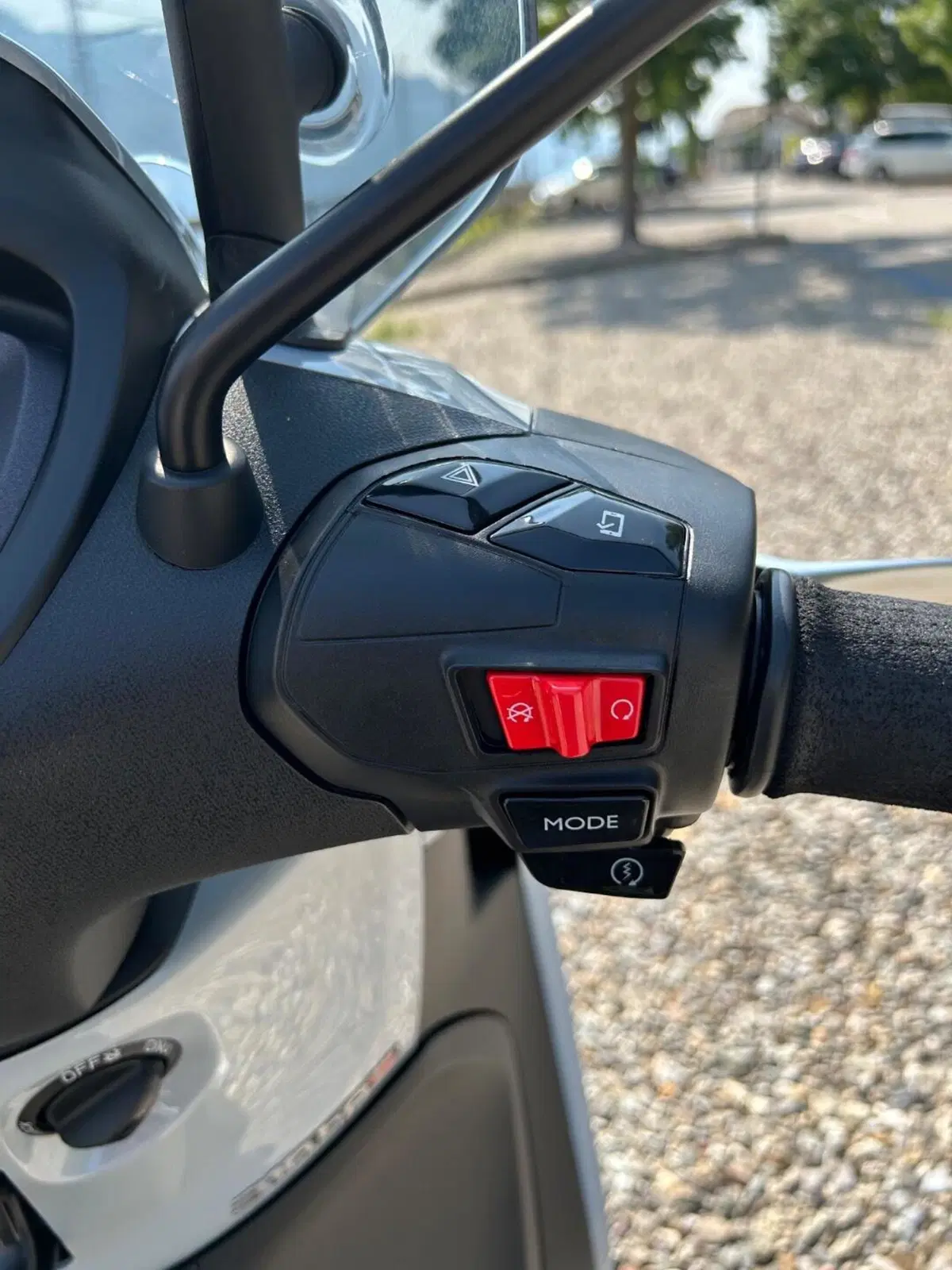 Piaggio Beverly 310 (2025 - 26) (17)