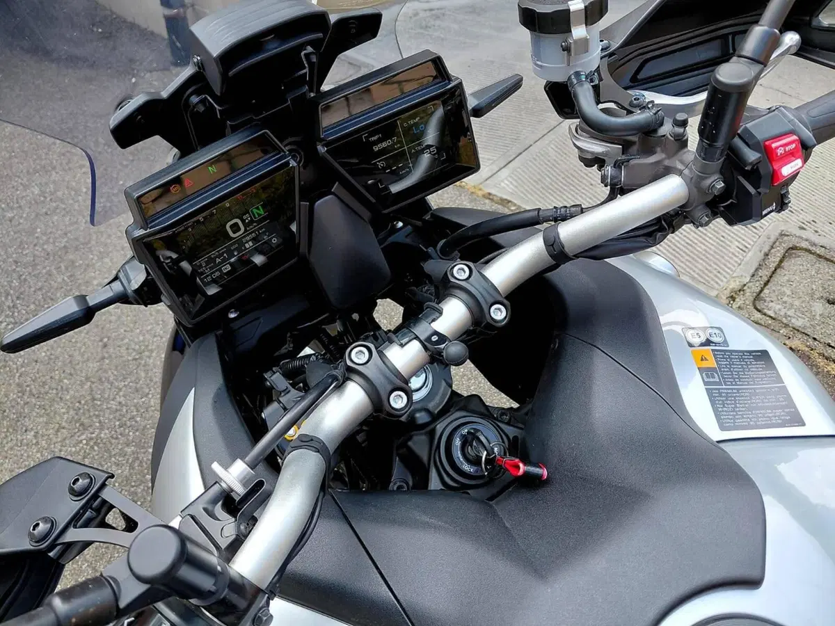 Yamaha Tracer 9 GT (2021 - 24) (9)