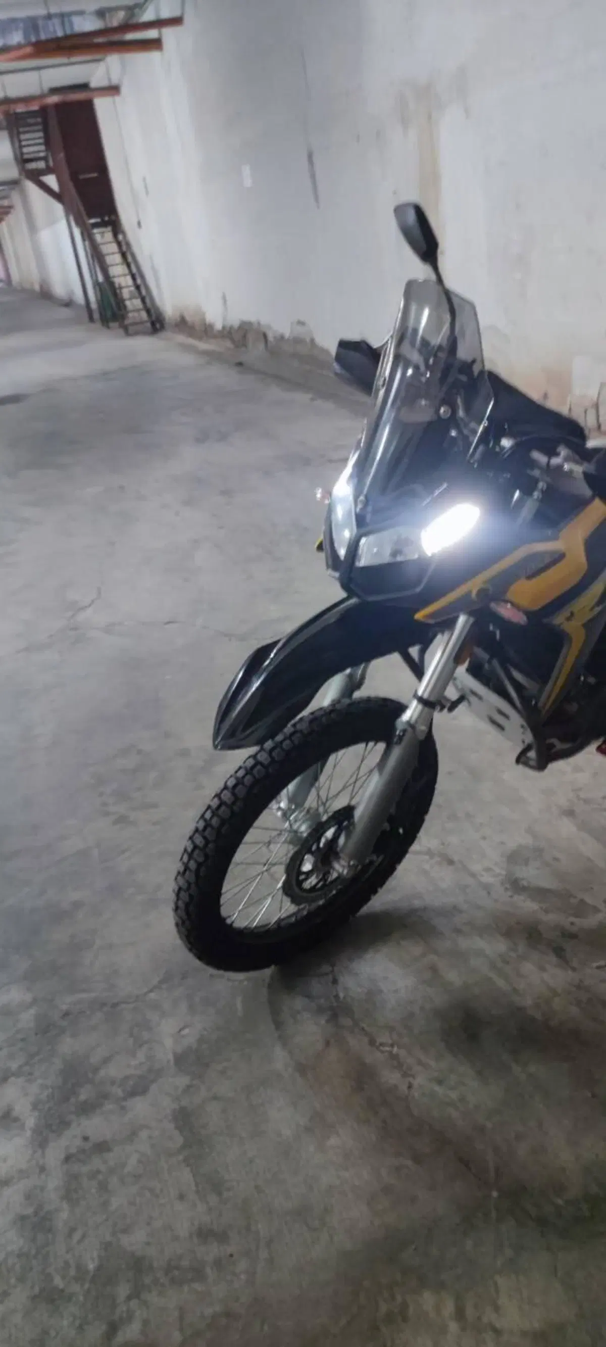 Voge Valico 300 Rally (2022 - 26) (4)