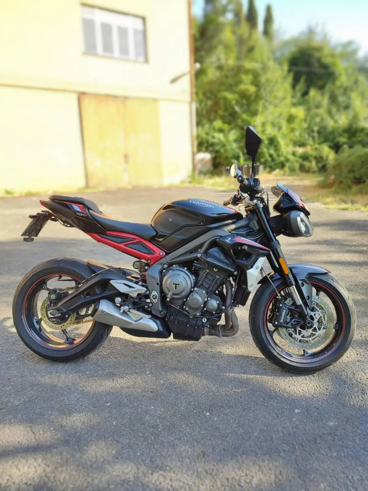 Triumph Street Triple R (2020 - 22) (4)