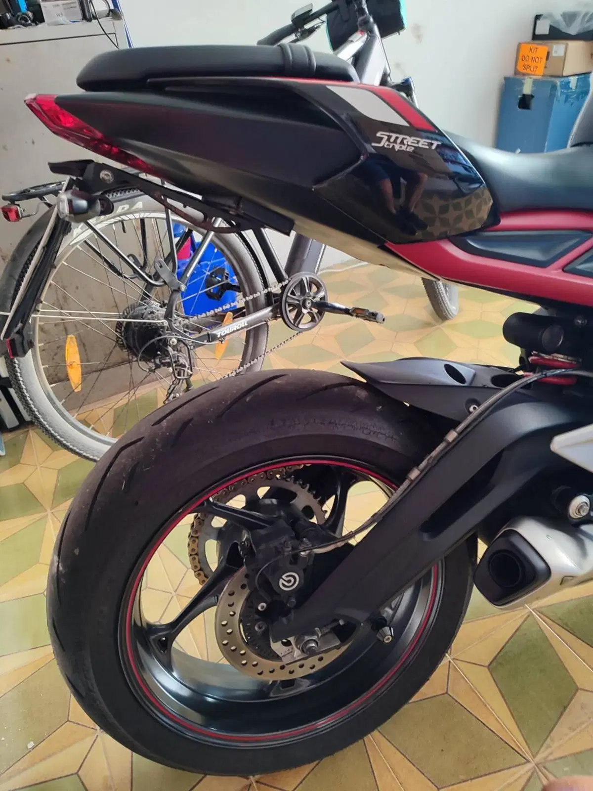 Triumph Street Triple R (2020 - 22) (12)