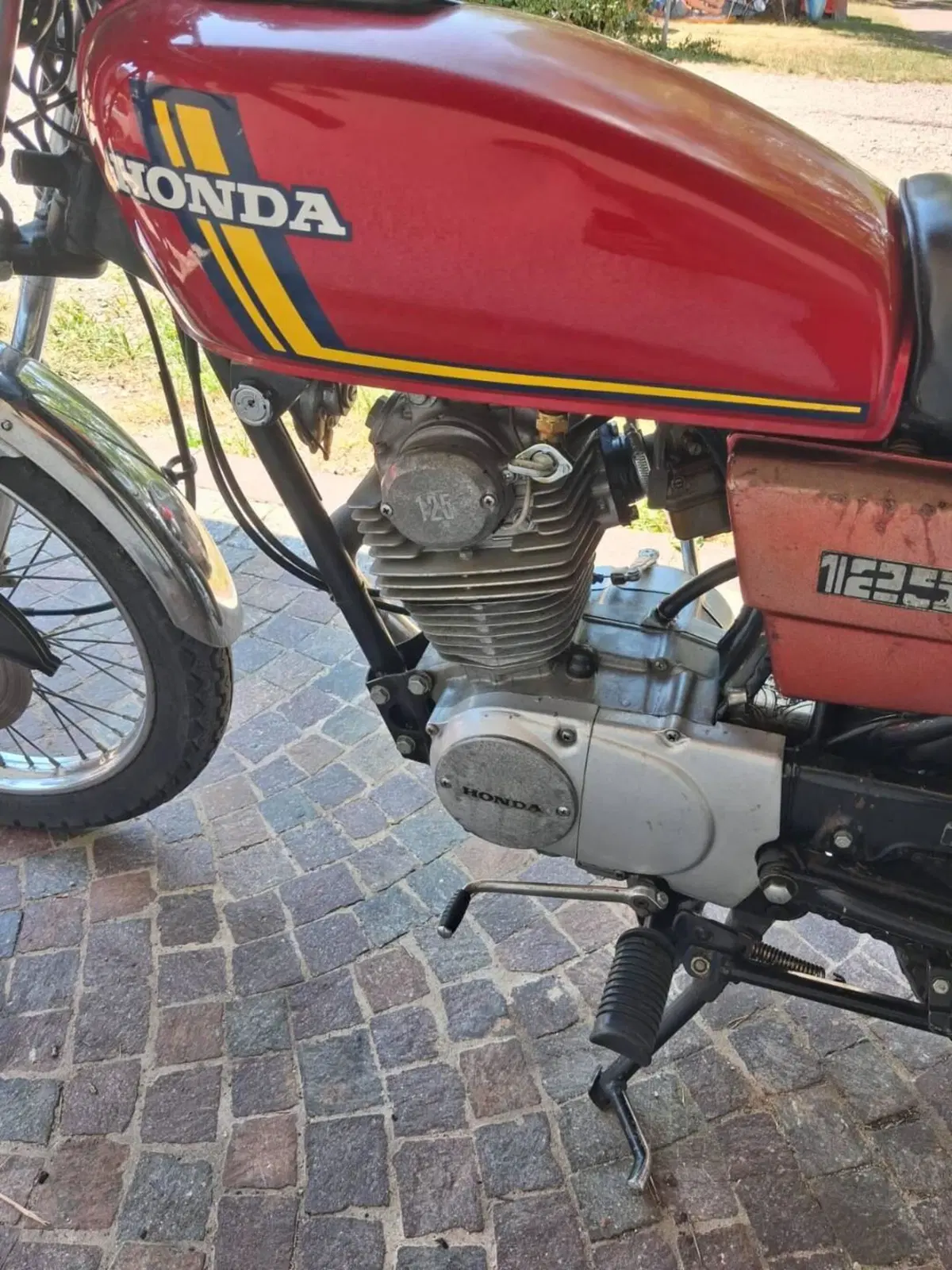 Honda Cb125 (4)