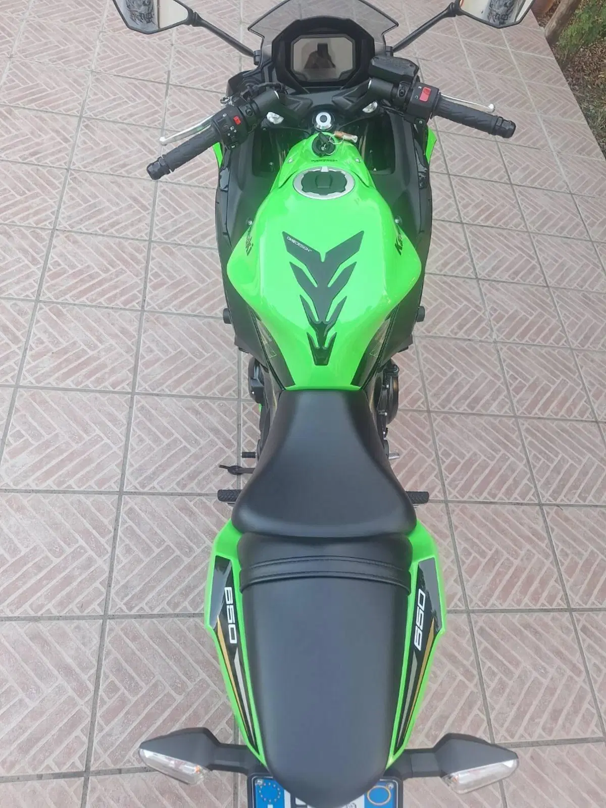Kawasaki Ninja 650 KRT (2020) (5)