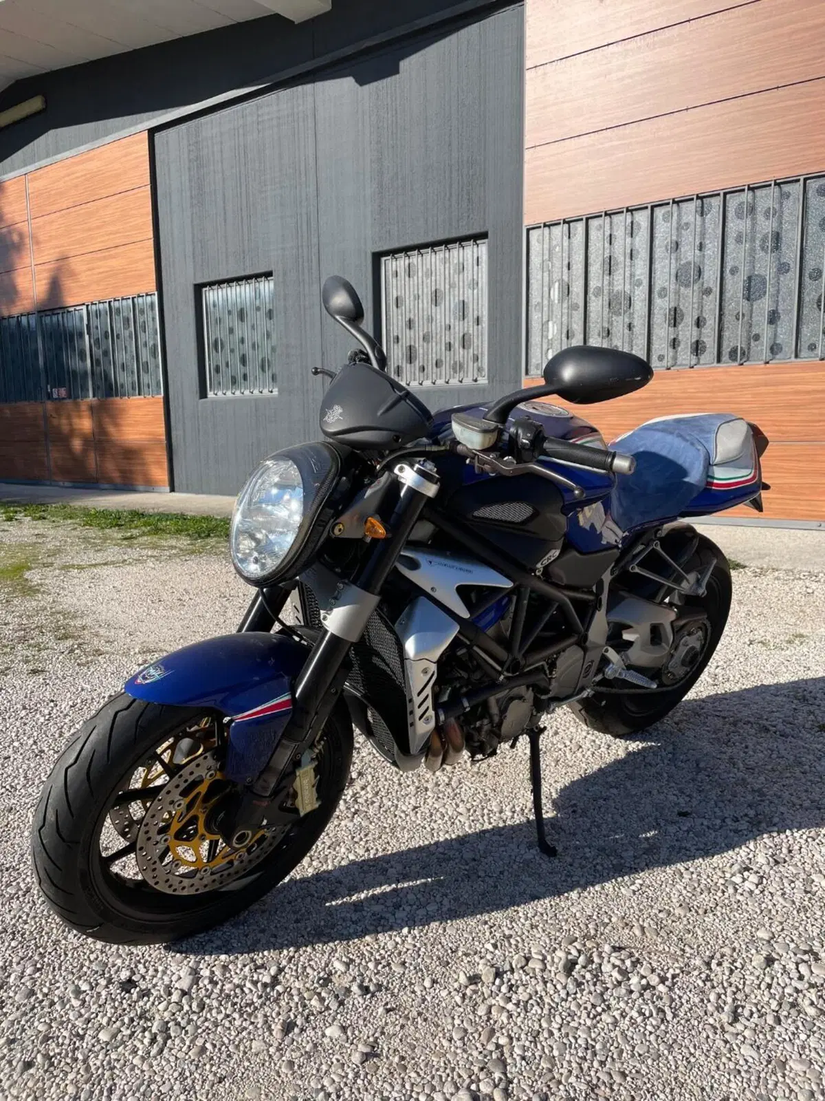MV Agusta Brutale 910 R (2006 - 11) (3)