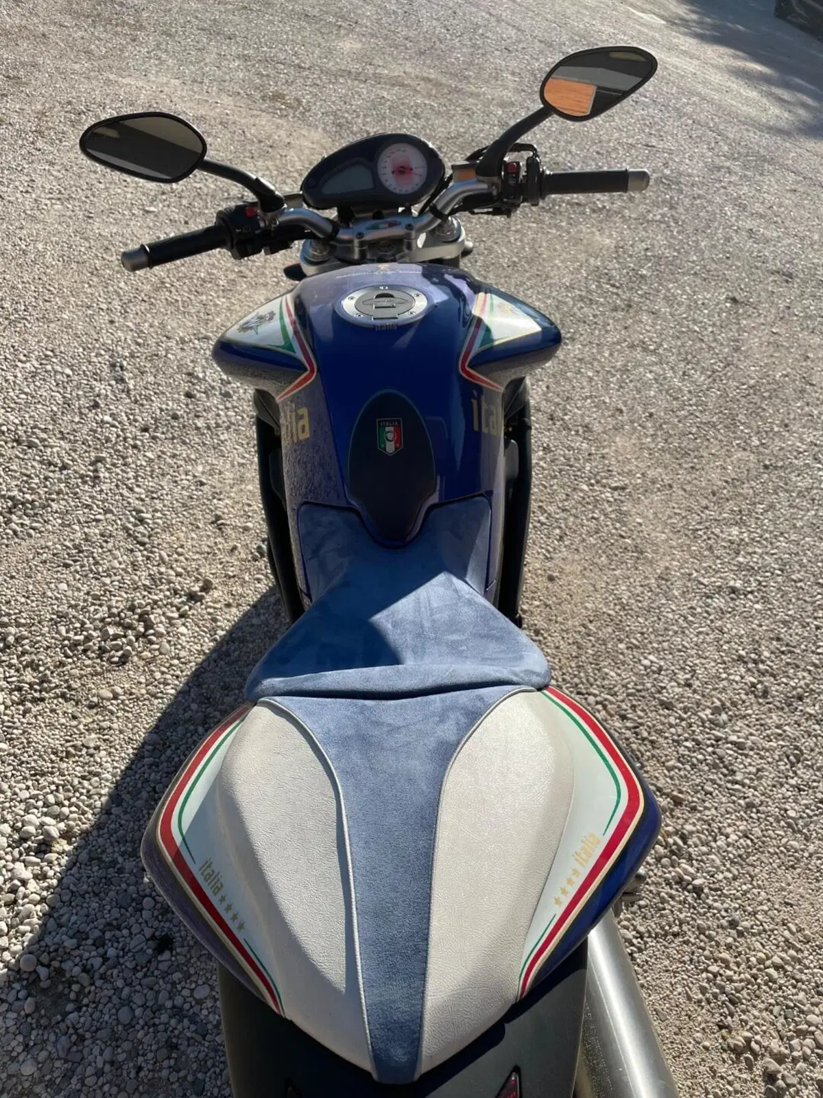 MV Agusta Brutale 910 R (2006 - 11) (5)