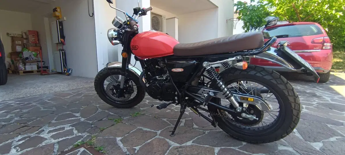 Mash Italia Two Fifty 250 (2021 - 25) (3)