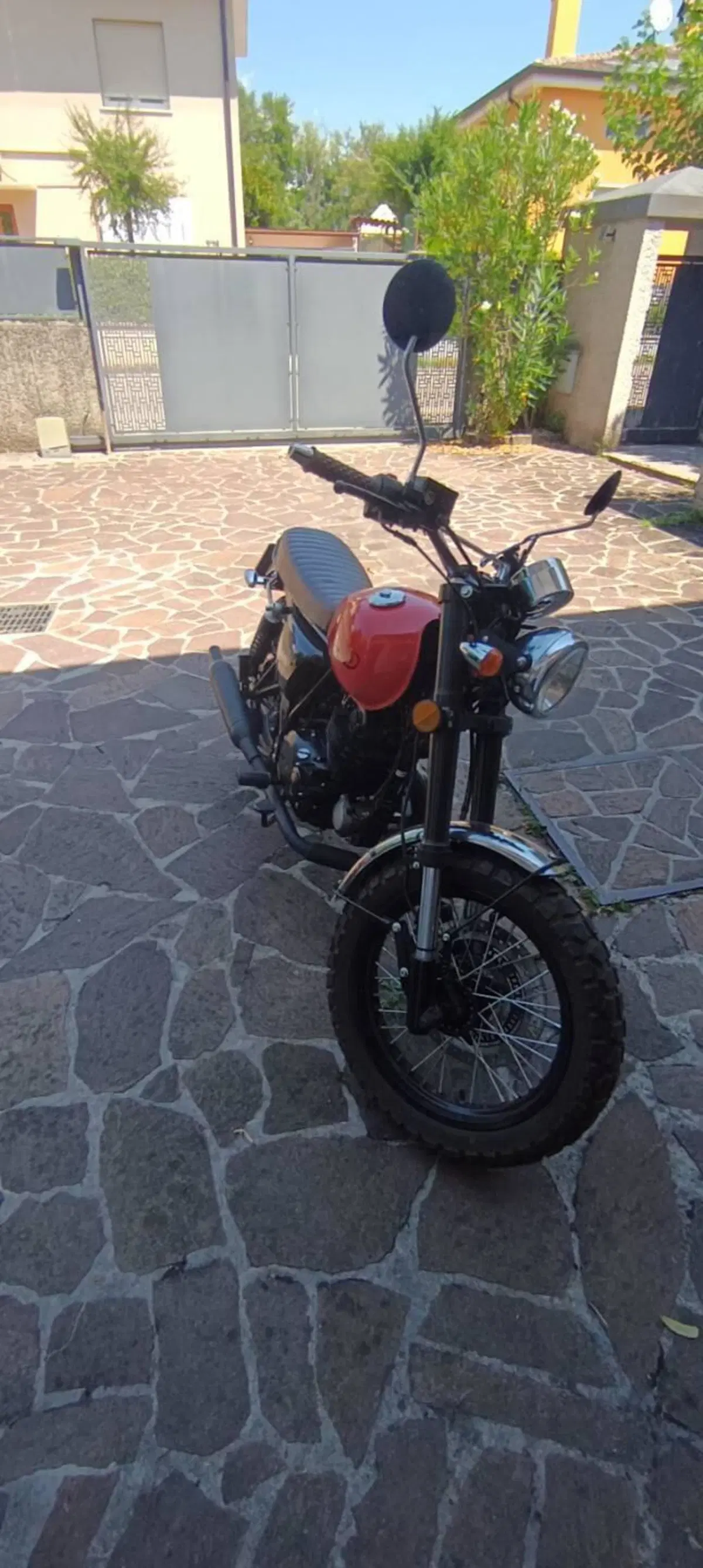 Mash Italia Two Fifty 250 (2021 - 25) (4)