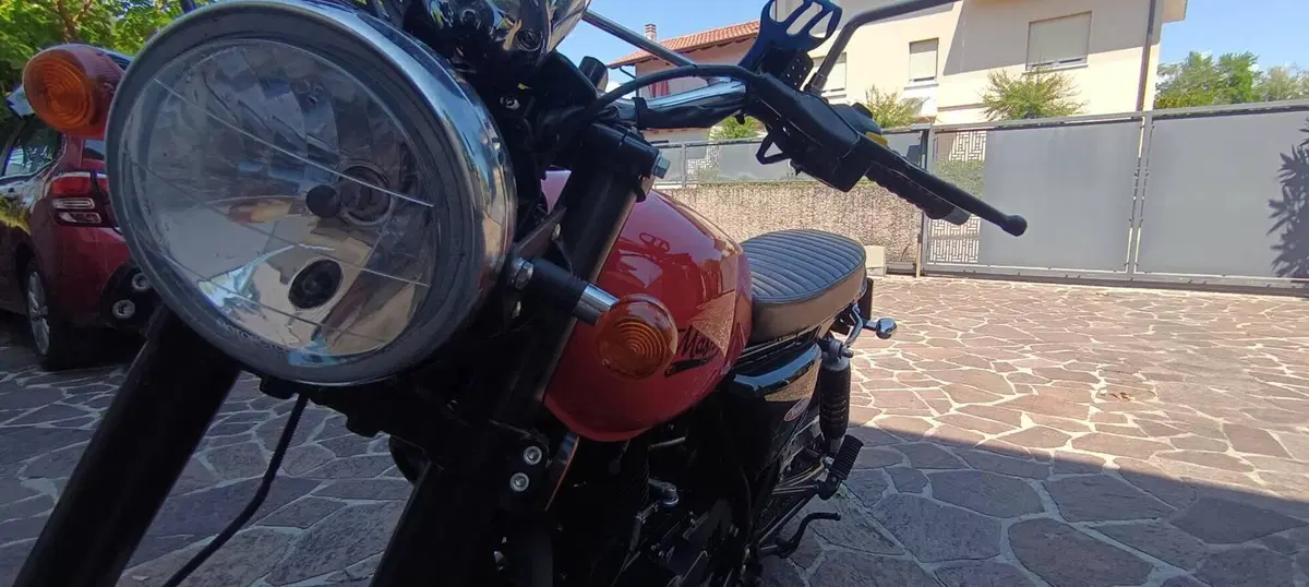 Mash Italia Two Fifty 250 (2021 - 25) (5)