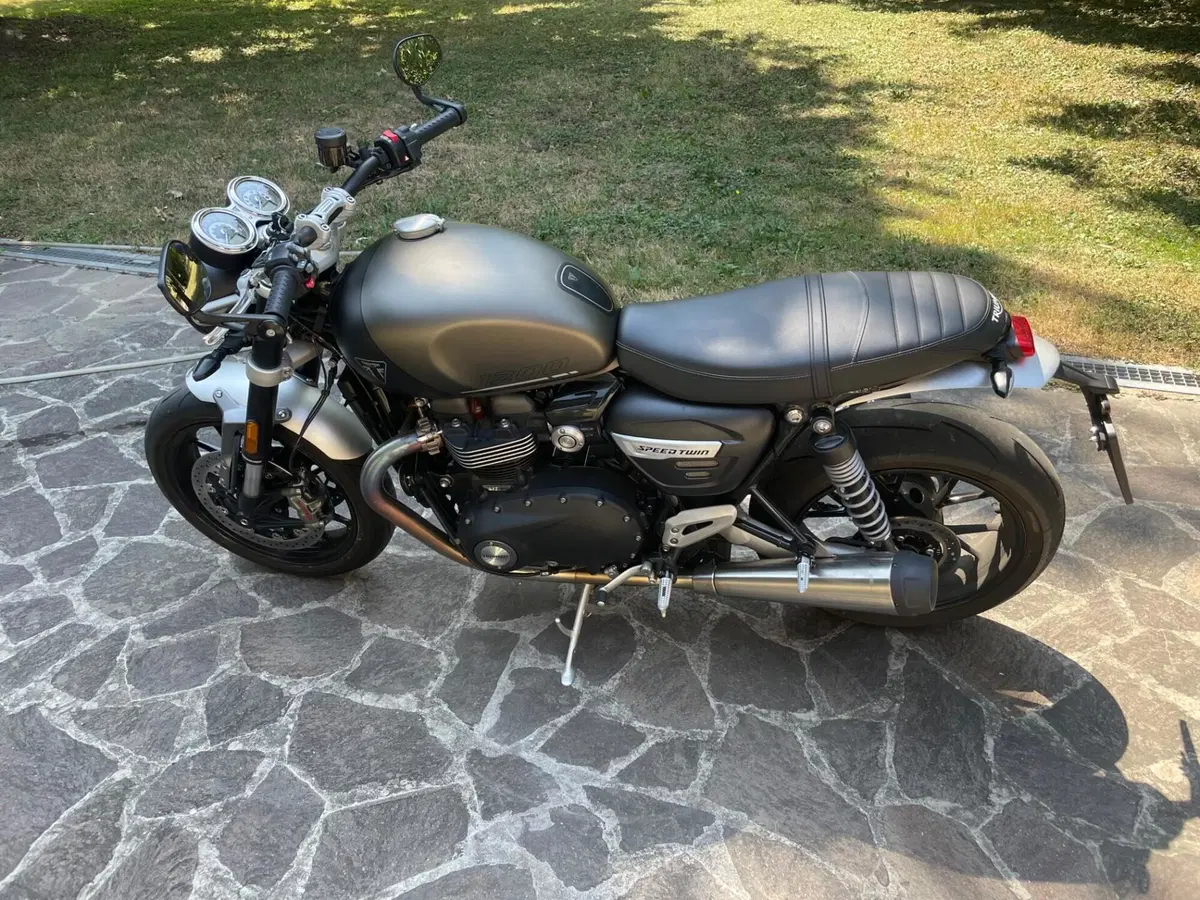 Triumph Speed Twin 1200 (2021 - 24) (4)