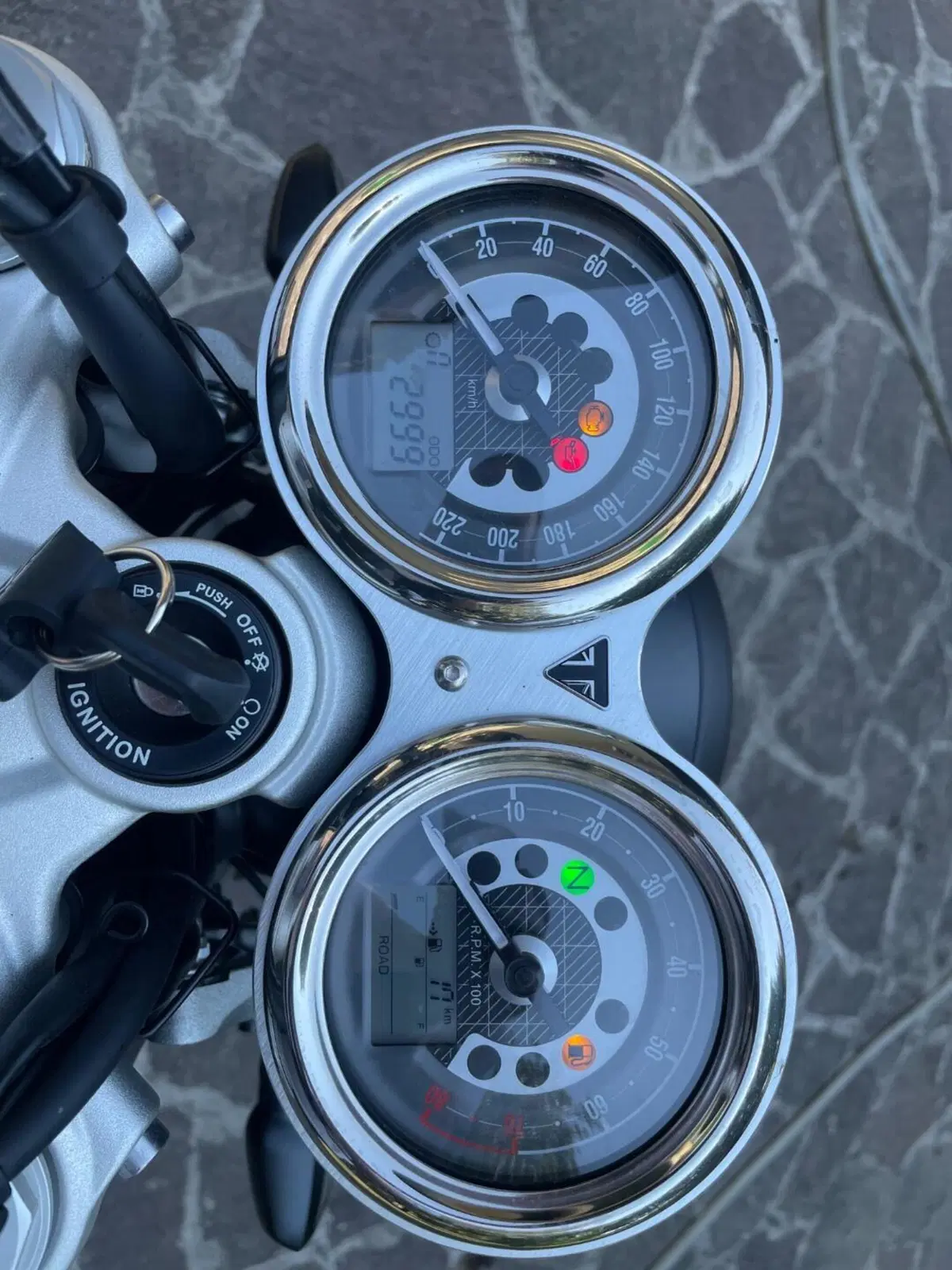 Triumph Speed Twin 1200 (2021 - 24) (6)