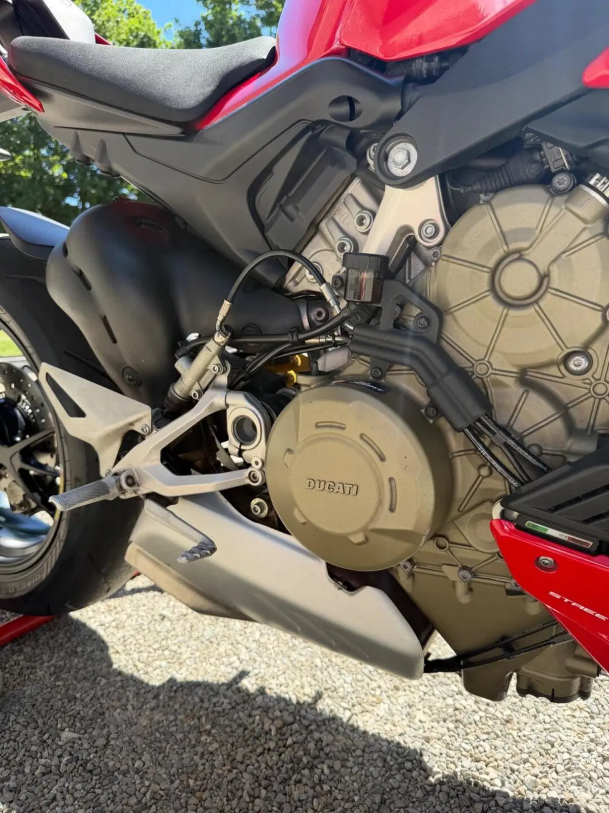 Ducati Streetfighter V4 1100 S (2021 - 22) (13)