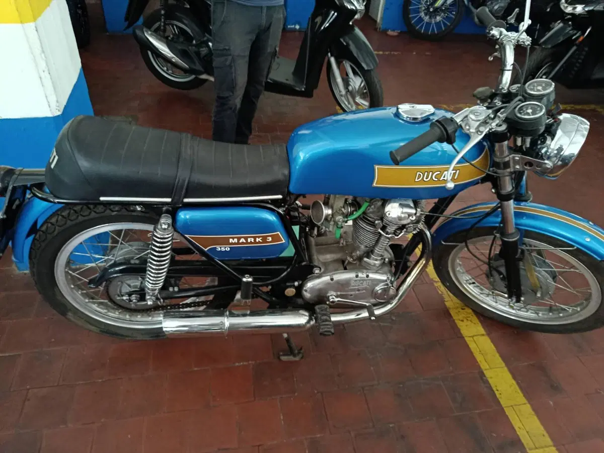 Ducati 350 Mark III (6)