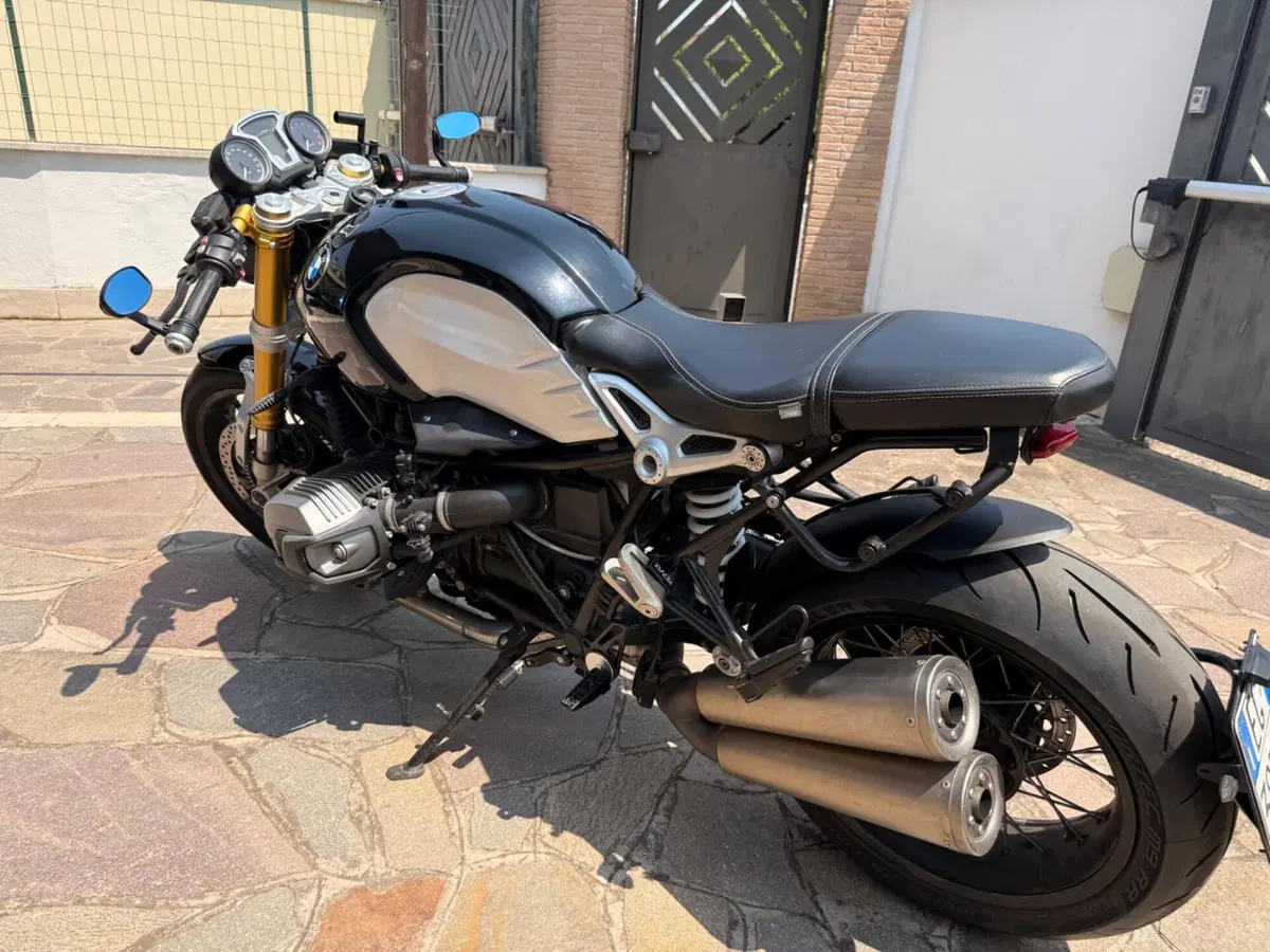 Bmw R nineT 1200 (2014 - 16) (2)