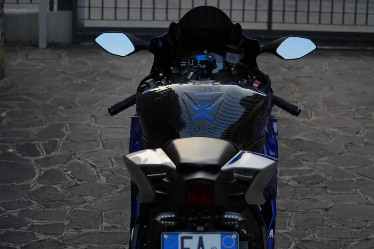 Yamaha YZF R6 (2017 - 20) (8)