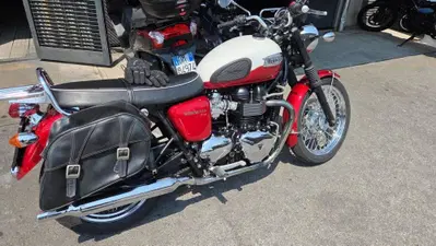 Triumph Bonneville (2007 - 16) usata