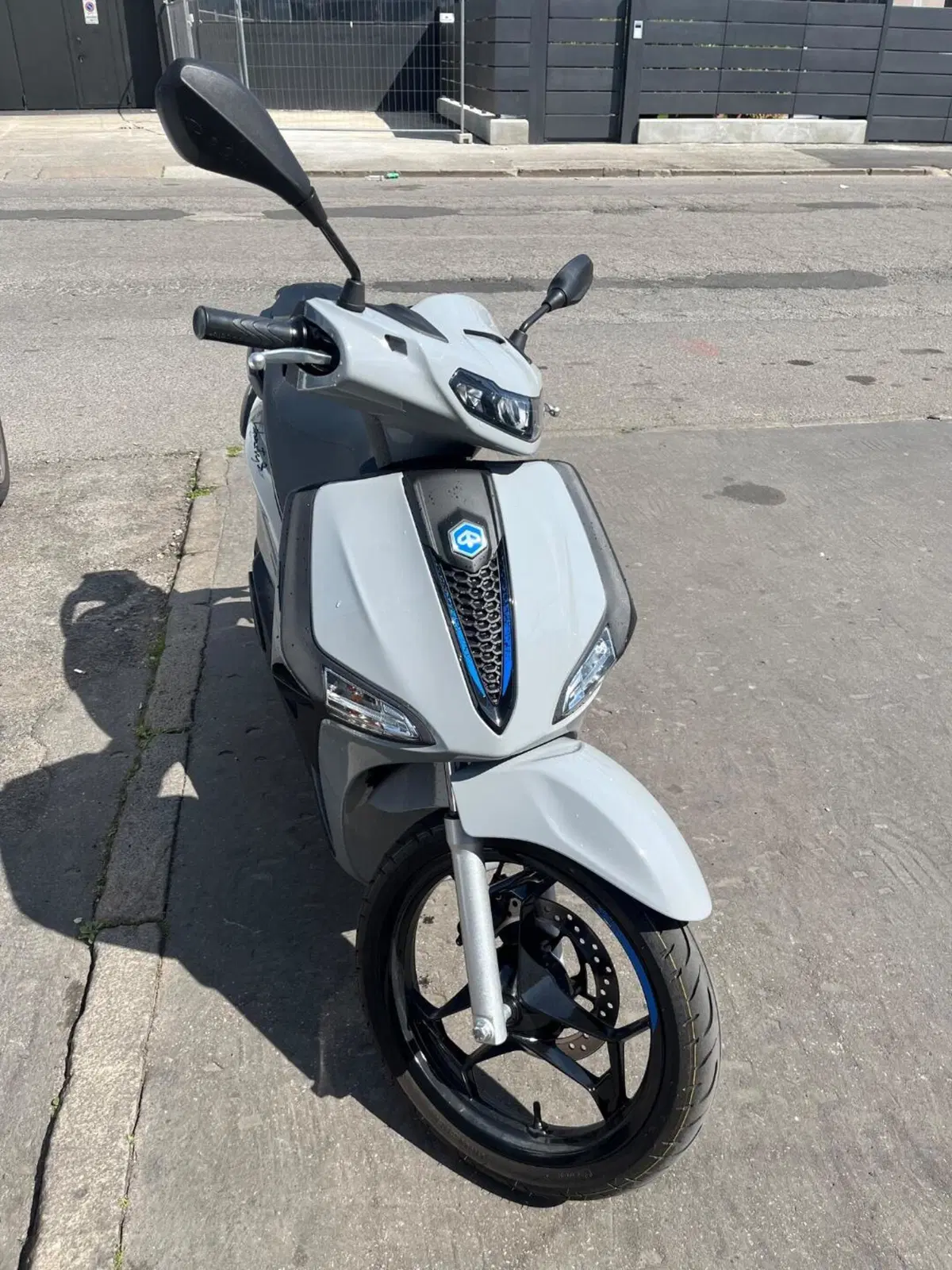 Piaggio Liberty 125 S (2025 - 26) (2)
