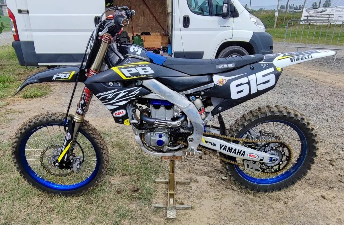 Yamaha YZ 250 F (2019) (2)