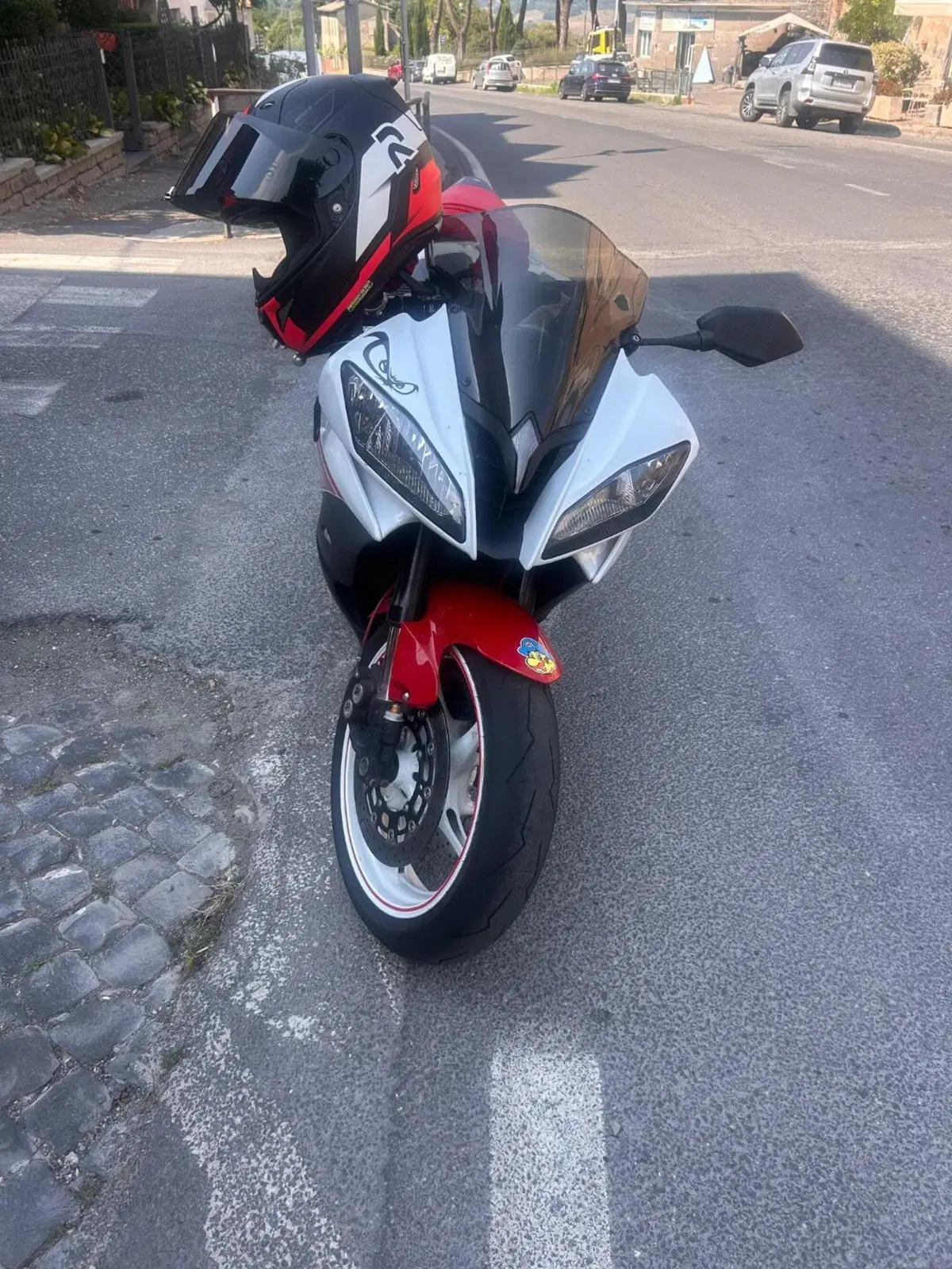 Yamaha YZF R6 (2008 - 09) (3)