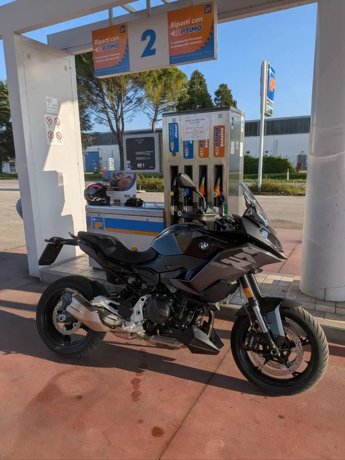 Bmw F 900 XR (2025 - 27) (2)