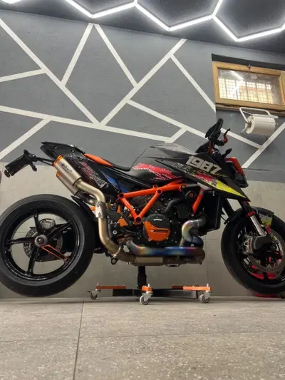 KTM 1290 Super Duke R (2021) usata
