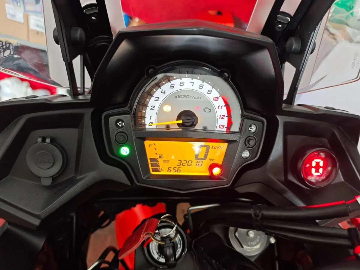Kawasaki Versys 650 ABS (2015 - 16) (3)