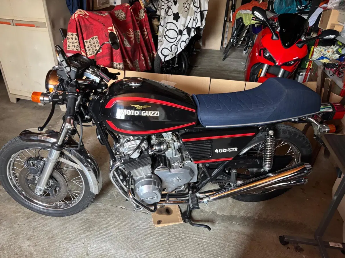 Moto Guzzi 400 GTS (9)