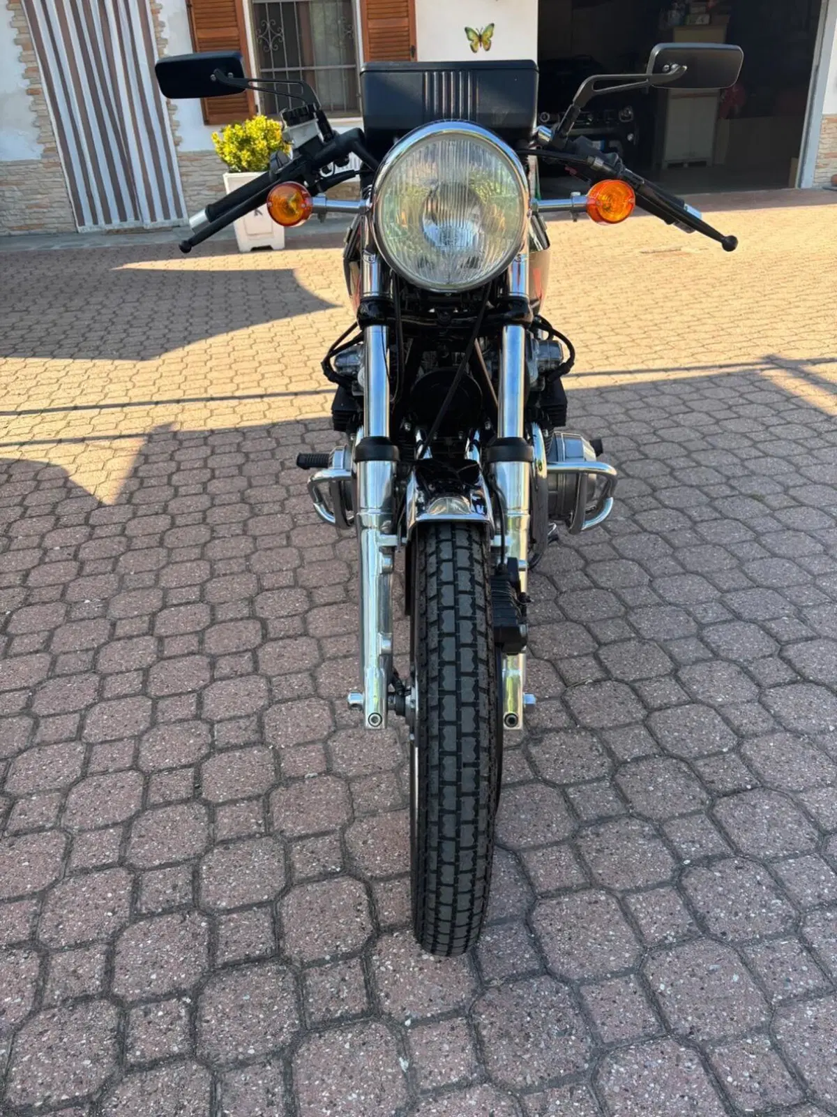 Moto Guzzi 400 GTS (11)