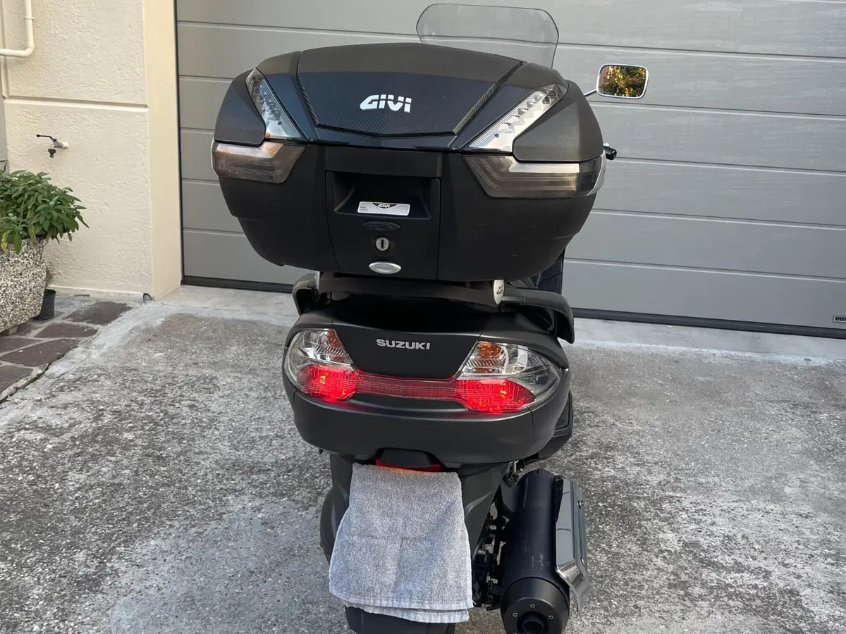 Suzuki Burgman AN 400 Lux ABS (2012 - 17) (8)