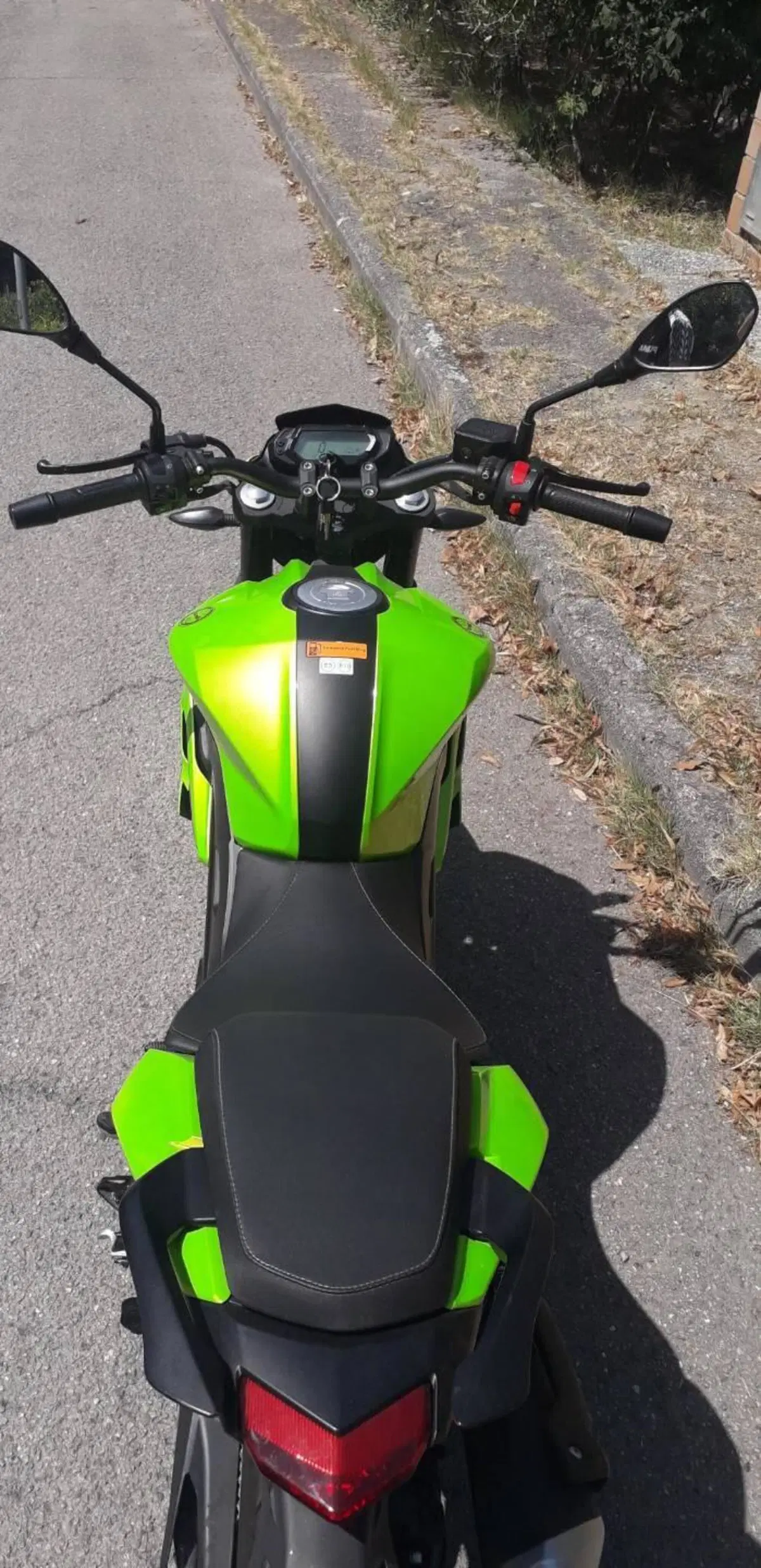 Benelli BN 125 (2021 - 25) (6)