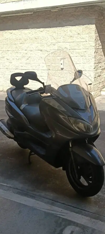 Yamaha Majesty 400 (2004 - 08) usata