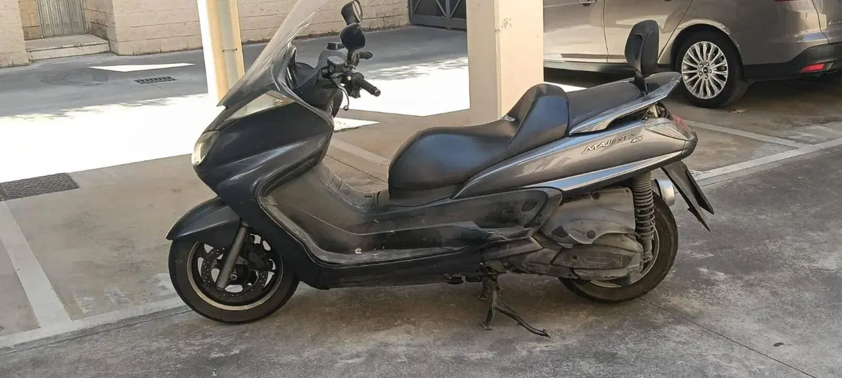 Yamaha Majesty 400 (2004 - 08) (2)