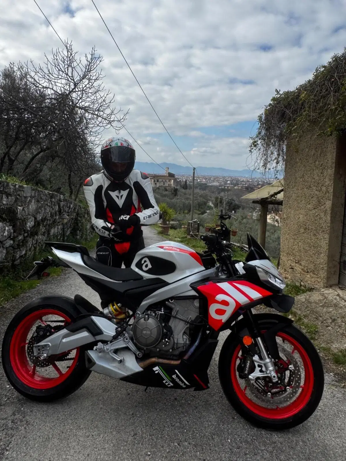 Aprilia Tuono 660 Factory (2022 - 24) (3)