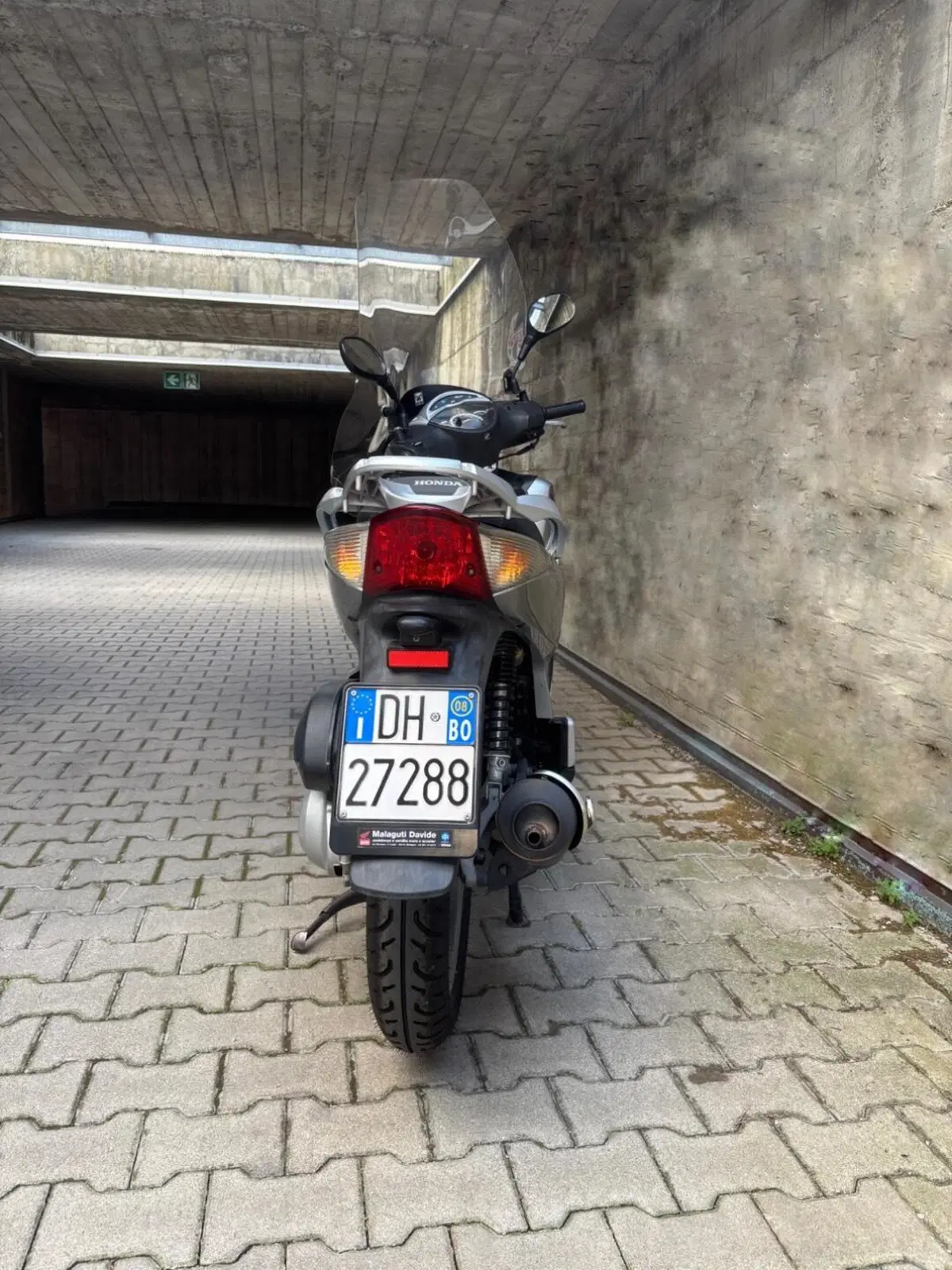 Honda SH 150i (2005 - 08) (8)