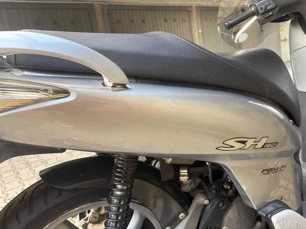 Honda SH 150i (2005 - 08) (16)