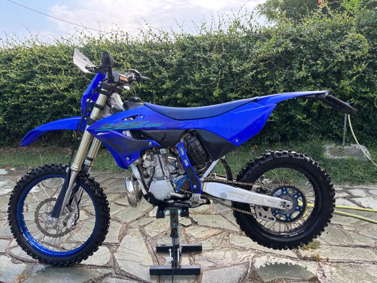 Yamaha YZ 250 (2024)