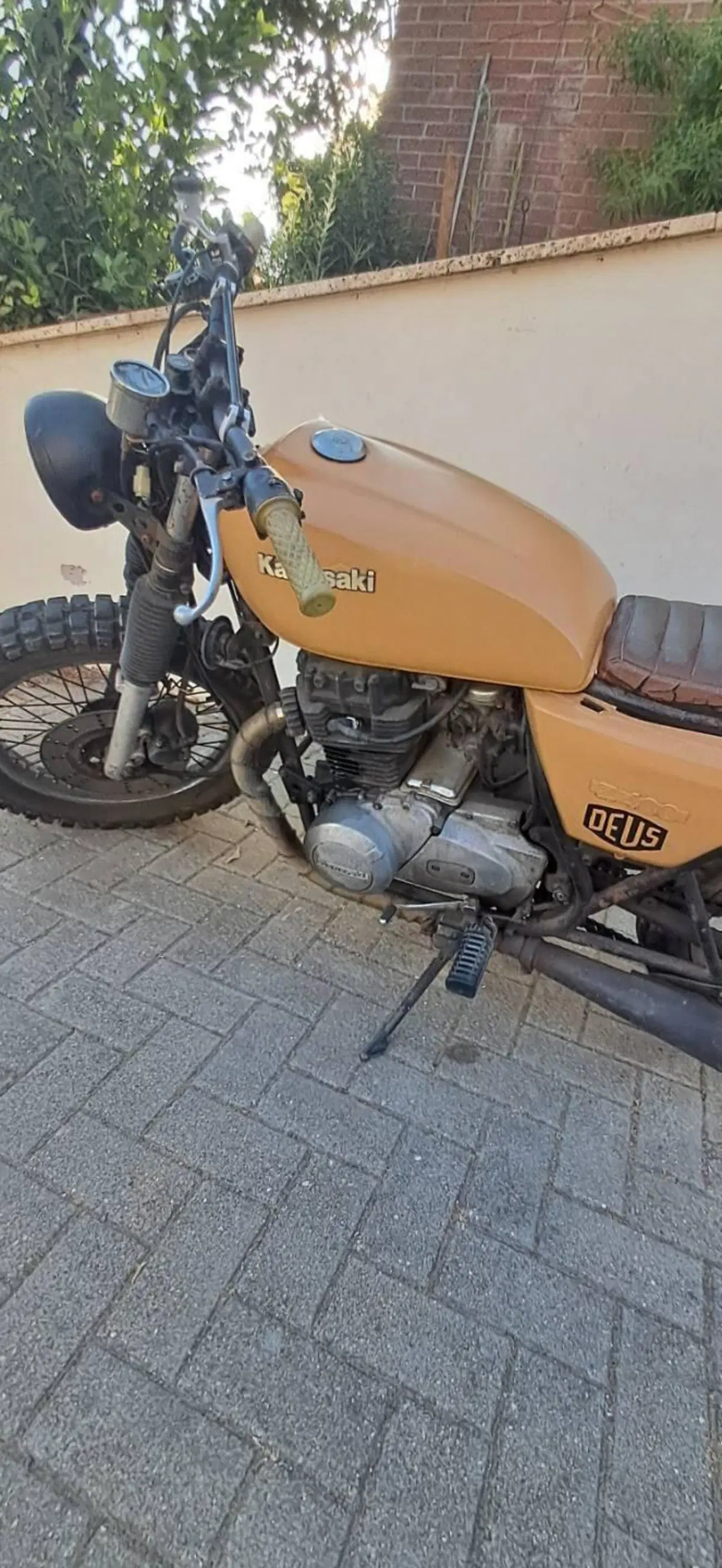 Kawasaki k z400 (5)