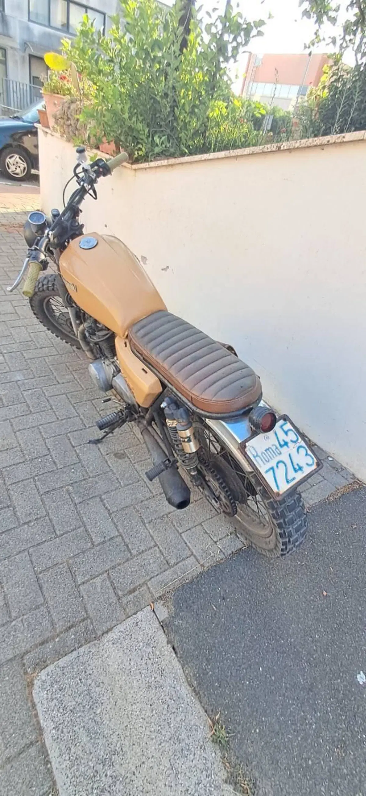Kawasaki k z400 (4)