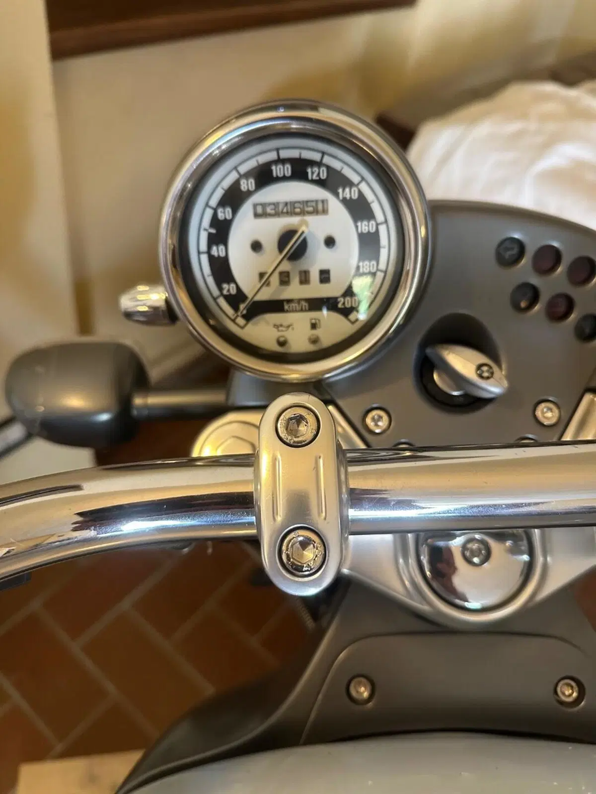 Bmw R 1200 C Classic (2)