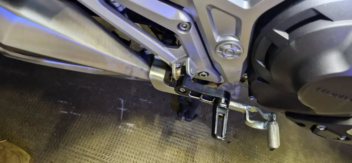 Pedane avanzate Honda Nc750X Dct (3)