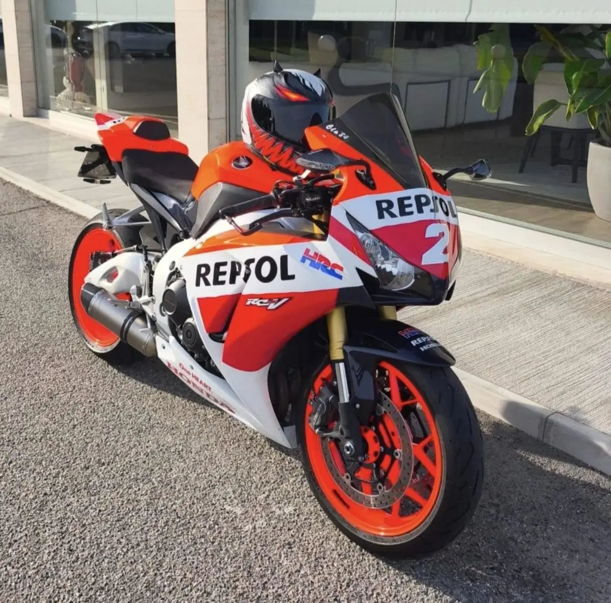 Honda CBR 1000 RR Fireblade (2012 - 16) (2)