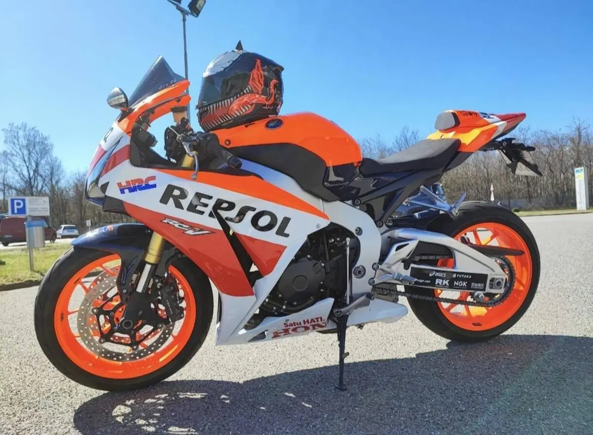 Honda CBR 1000 RR Fireblade (2012 - 16) (3)