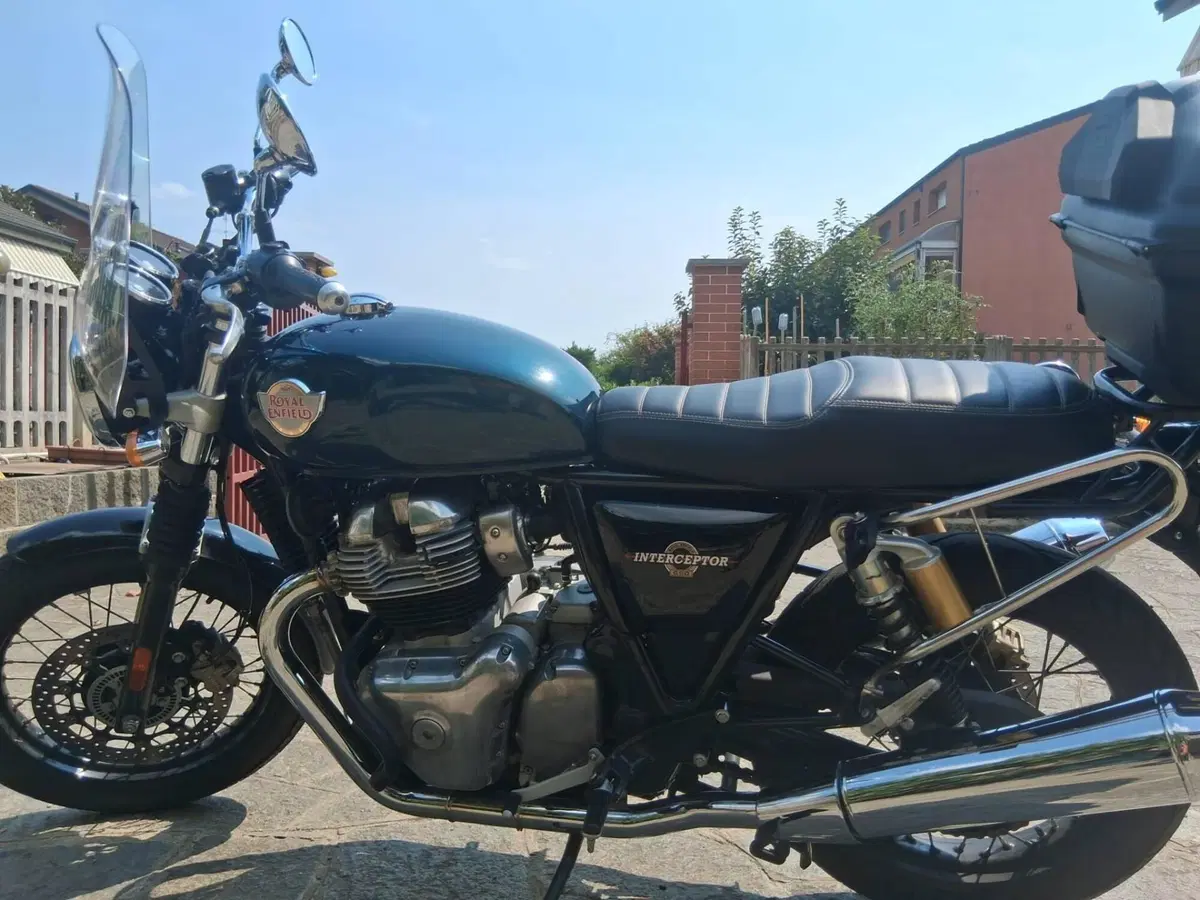 Royal Enfield Interceptor 650 (2021 - 26)