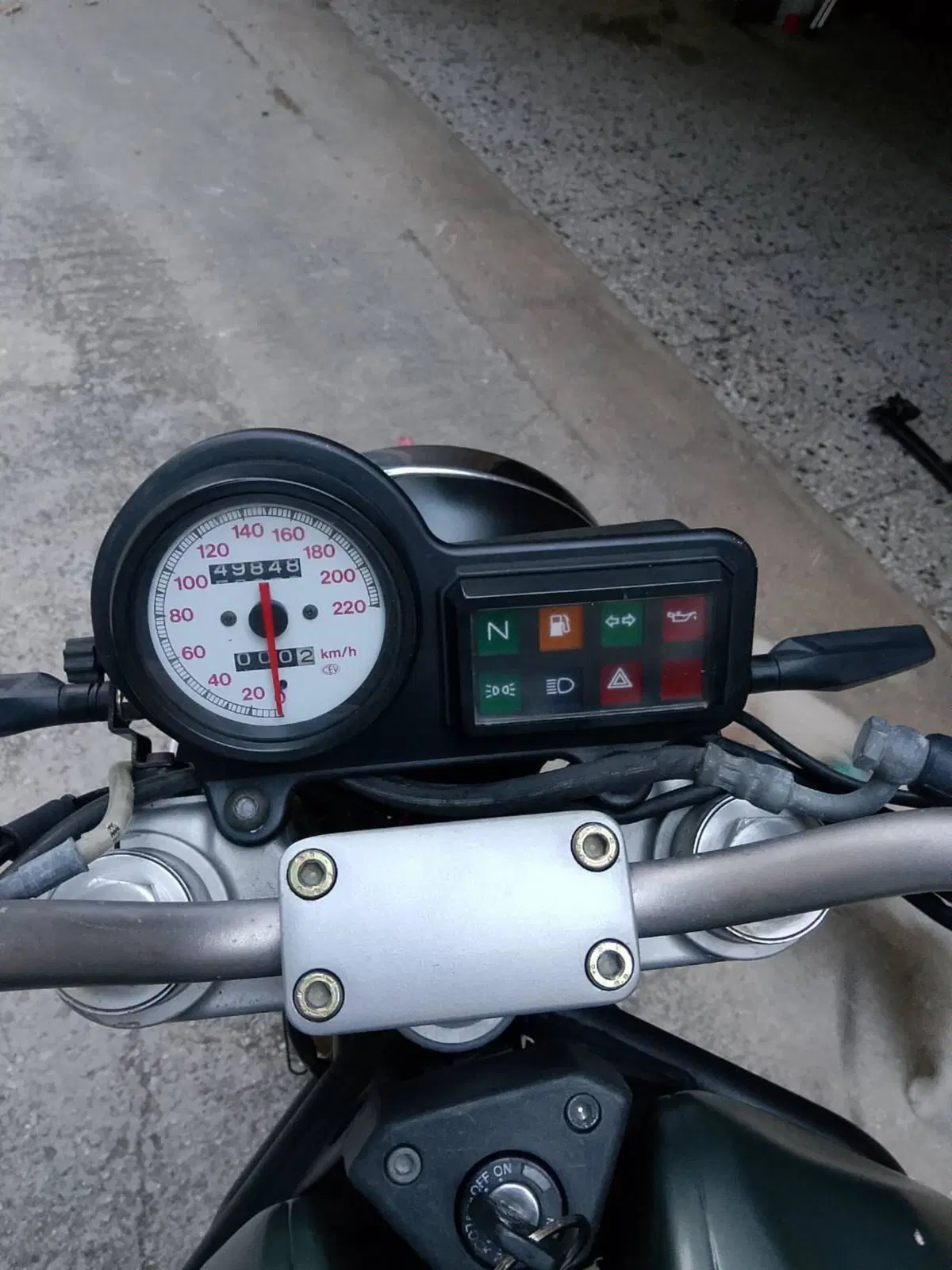 Ducati Monster 600 City (1998 - 02) (5)